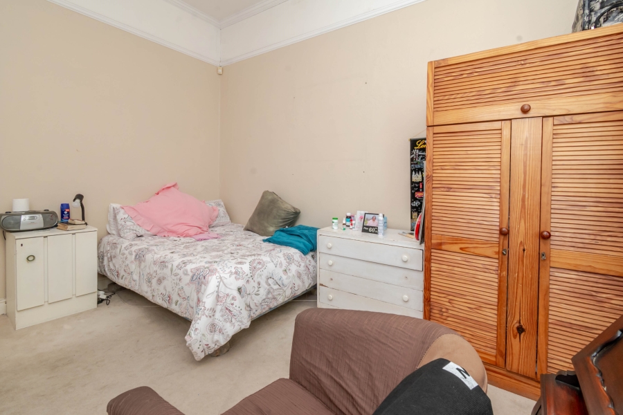 6 Bedroom Property for Sale in Fresnaye Western Cape